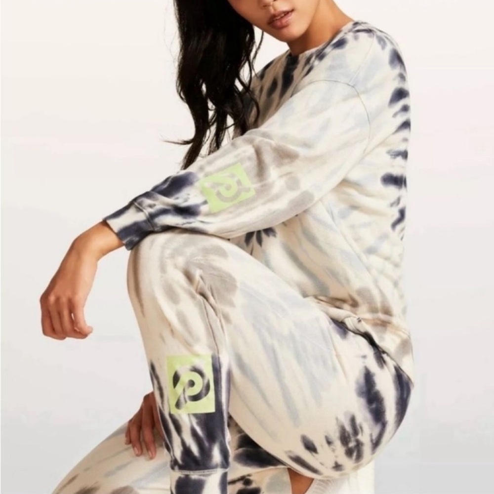 Peloton Tie Dye Sweat Set